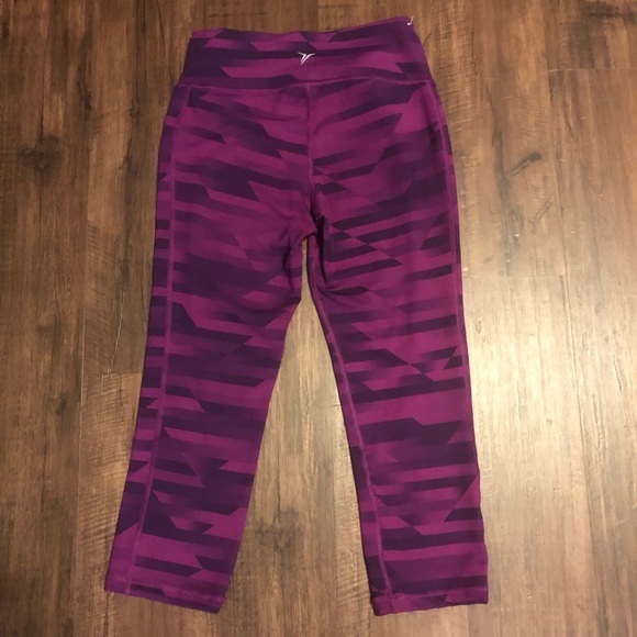 OLD Navy Active Cropped Pants - Picture 6 of 7